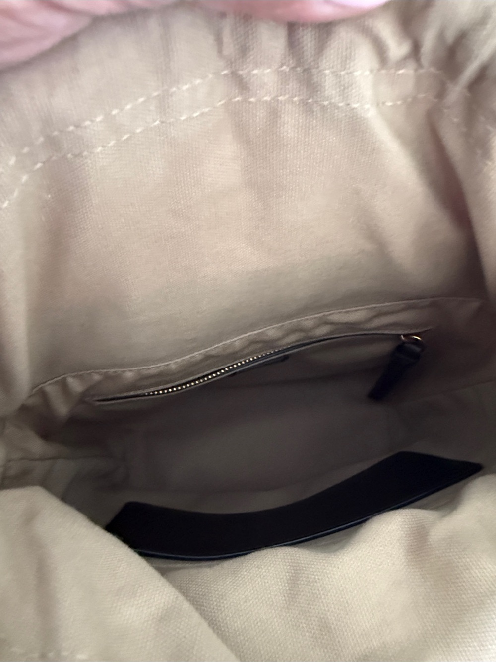 Chloé Olive Green Leather Drawstring Crossbody Bag with Tan Strap - Picture 6 of 7